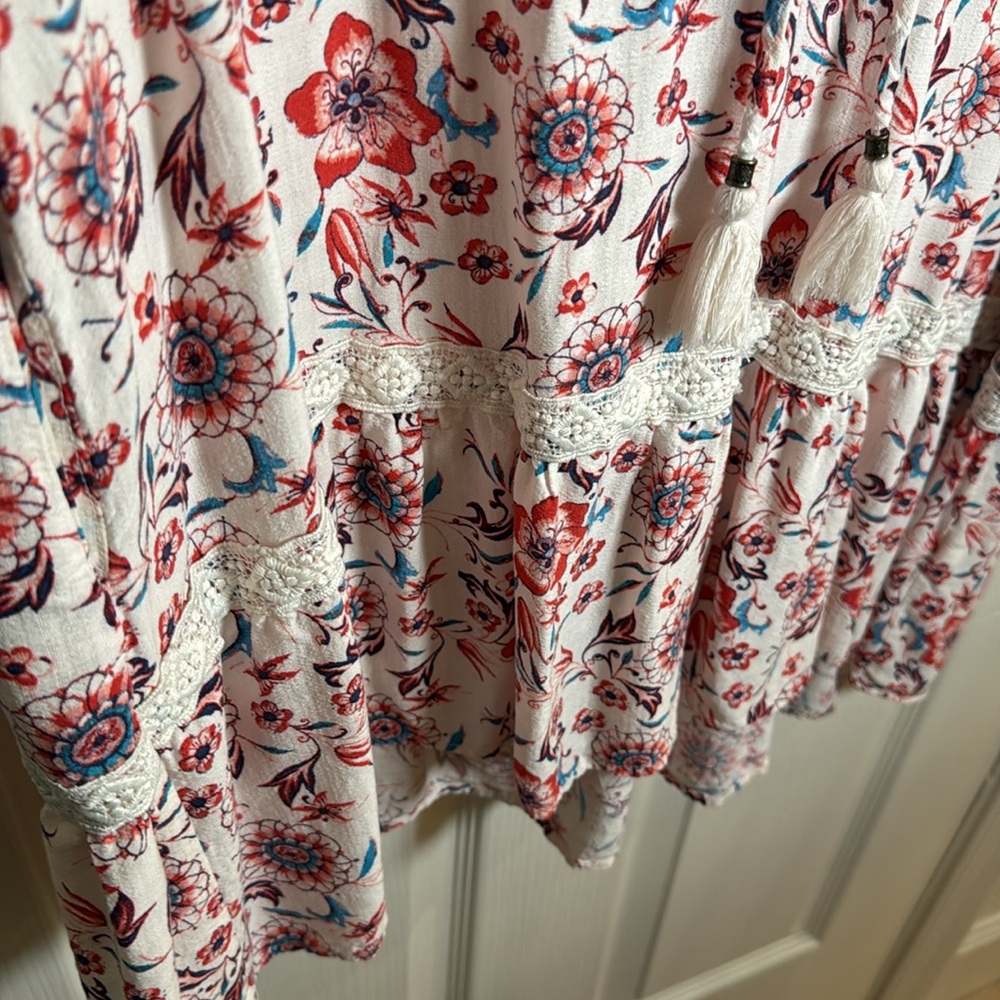 Dress - Picture 4 of 4